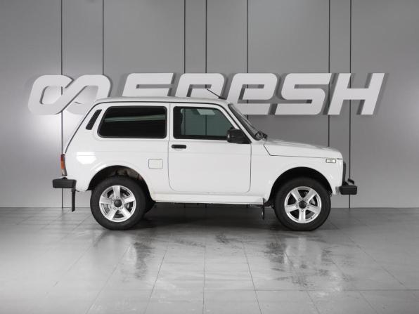 Lada (ВАЗ) Niva Legend с пробегом 2024 года, цена 925 000 рублей, 7070 км, внедорожник, Автокод Объявления