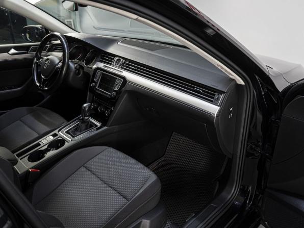 Volkswagen Passat B8 с пробегом 2017 года, цена 2 055 000 рублей, 128957 км, седан, Автокод Объявления
