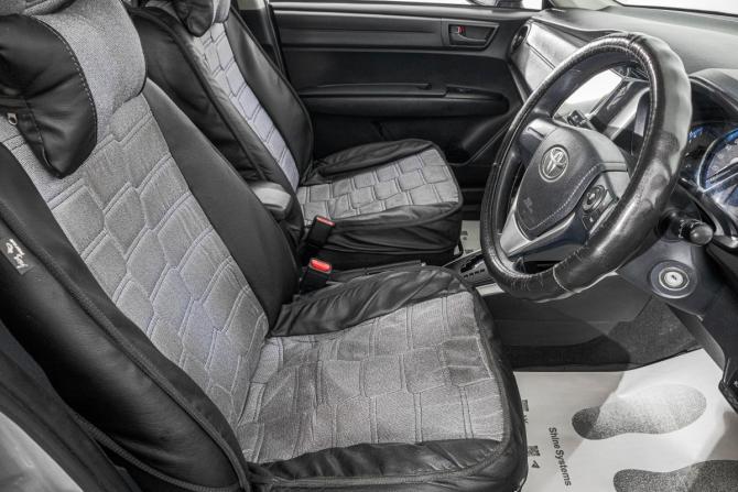 Toyota Corolla XI (E160 E170) Рестайлинг 2 с пробегом 2019 года, цена 1 409 000 рублей, 193000 км, универсал, Автокод Объявления