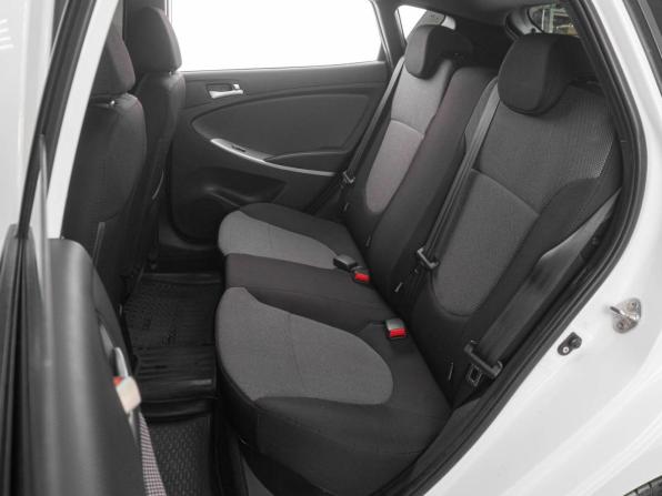 Hyundai Solaris I с пробегом 2014 года, цена 869 000 рублей, 105222 км, хэтчбек, Автокод Объявления