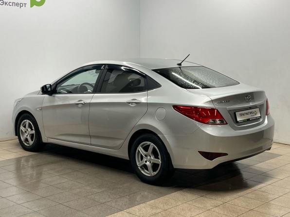 Hyundai Solaris I Рестайлинг с пробегом 2016 года, цена 820 000 рублей, 163733 км, седан, Автокод Объявления