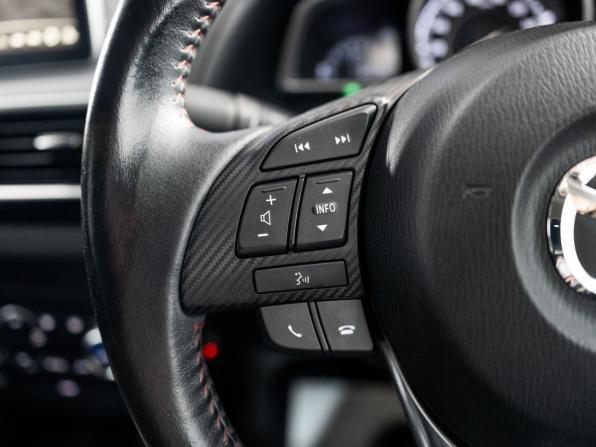Mazda Axela III с пробегом 2014 года, цена 1 250 500 рублей, 116539 км, седан, Автокод Объявления