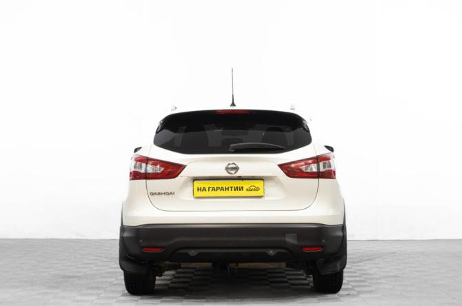 Nissan Qashqai II с пробегом 2014 года, цена 1 679 000 рублей, 327000 км, внедорожник, Автокод Объявления