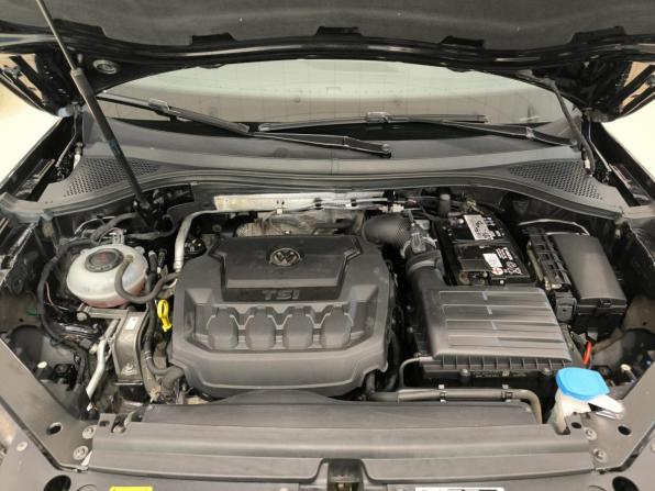 Volkswagen Tiguan II с пробегом 2019 года, цена 2 799 000 рублей, 148000 км, внедорожник, Автокод Объявления