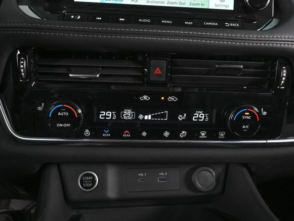 Nissan Rogue III с пробегом 2023 года, цена 3 040 000 рублей, 8699 км, внедорожник, Автокод Объявления