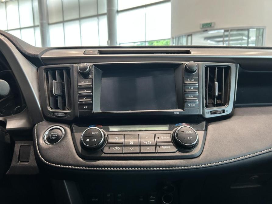 Toyota RAV4 IV (XA40) Рестайлинг Казань  - изображение 18