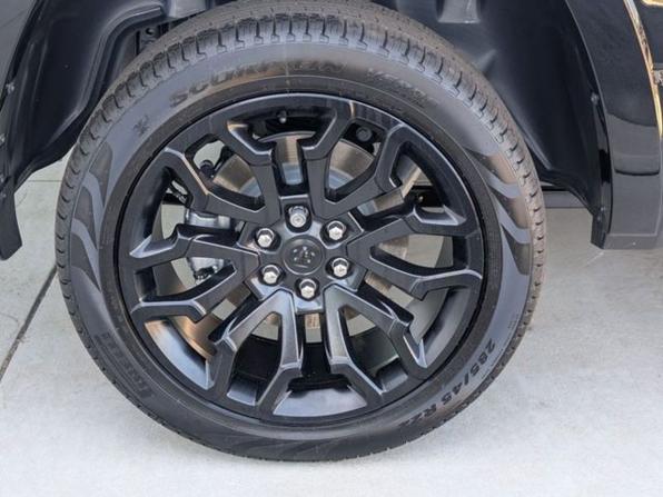 Ram 1500 V Рестайлинг с пробегом 2026 года, цена 10 990 000 рублей, 33 км, offers.body_type.unknown, Автокод Объявления