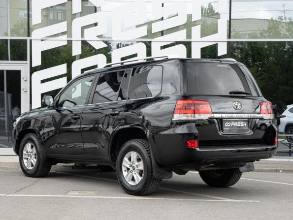 Toyota Land Cruiser 200 Series Рестайлинг 2 с пробегом 2016 года, цена 4 300 000 рублей, 271568 км, внедорожник, Автокод Объявления