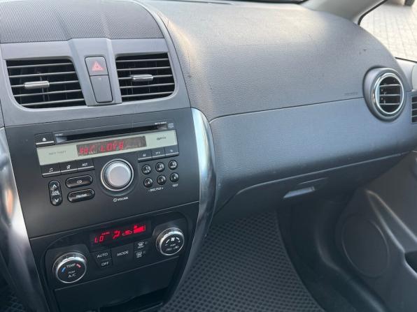 Suzuki SX4 I (Classic) Рестайлинг с пробегом 2011 года, цена 679 900 рублей, 210002 км, седан, Автокод Объявления
