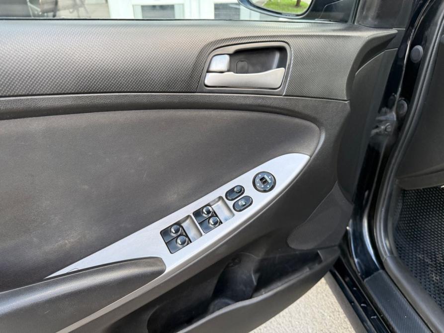 Hyundai Solaris I Рестайлинг Энгельс  - изображение 19