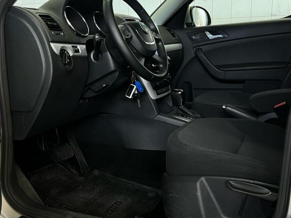 Skoda Yeti I с пробегом 2013 года, цена 1 190 000 рублей, 129929 км, внедорожник, Автокод Объявления