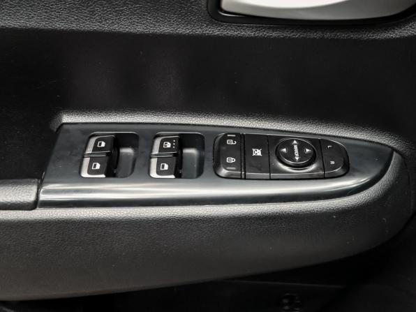 Kia Rio IV с пробегом 2018 года, цена 1 300 000 рублей, 124270 км, седан, Автокод Объявления