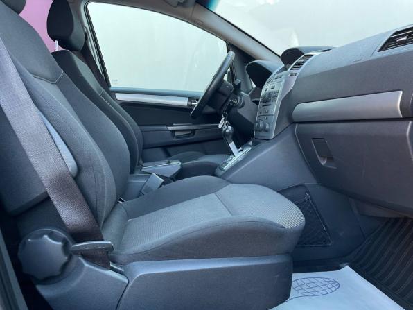 Opel Zafira B Рестайлинг с пробегом 2012 года, цена 700 000 рублей, 272791 км, компактвэн, Автокод Объявления