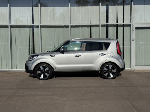 Kia Soul II Рестайлинг с пробегом 2017 года, цена 1 799 000 рублей, 56614 км, хэтчбек, Автокод Объявления