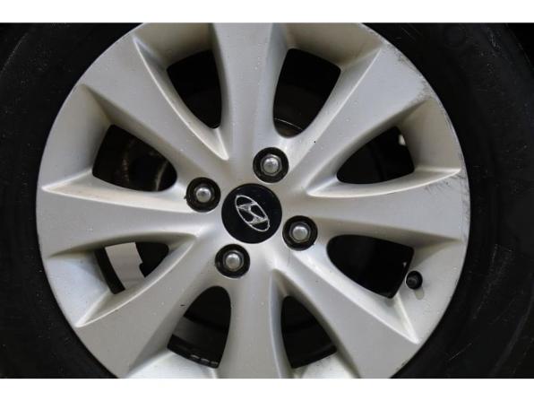 Hyundai Solaris I Рестайлинг с пробегом 2016 года, цена 897 000 рублей, 199750 км, седан, Автокод Объявления
