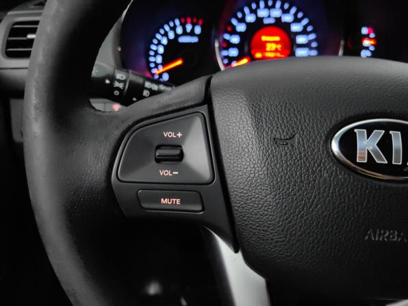 Kia Rio III с пробегом 2013 года, цена 575 000 рублей, 195811 км, седан, Автокод Объявления