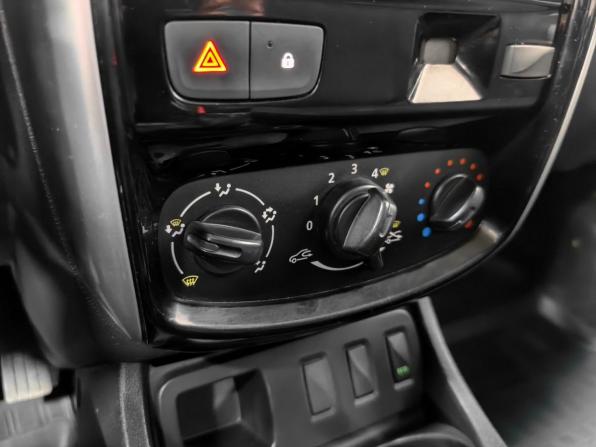 Nissan Terrano III (D10) с пробегом 2017 года, цена 855 000 рублей, 149000 км, внедорожник, Автокод Объявления