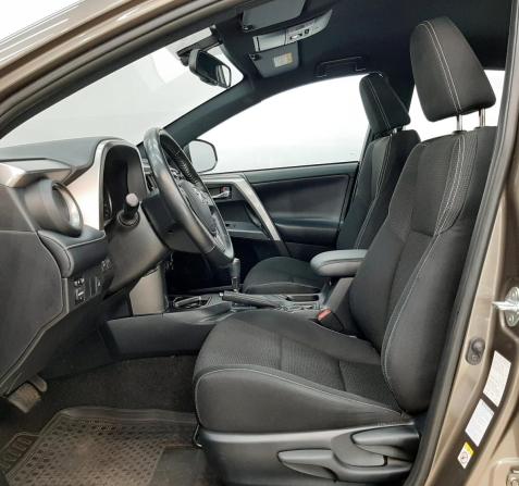 Toyota RAV4 IV (XA40) Рестайлинг с пробегом 2018 года, цена 2 730 000 рублей, 65701 км, внедорожник, Автокод Объявления