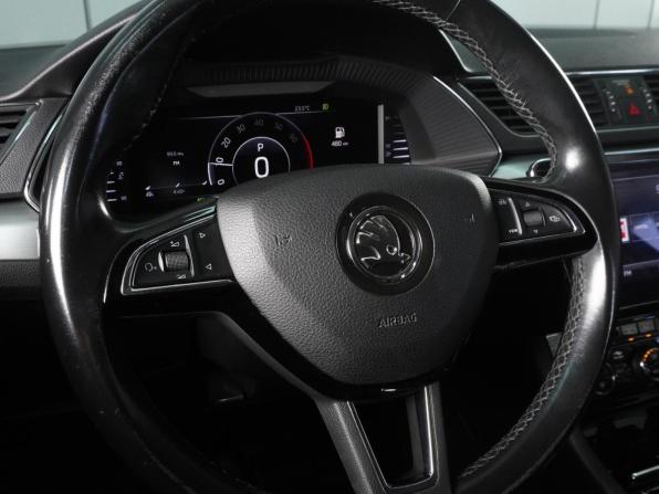 Skoda Superb III с пробегом 2019 года, цена 1 509 000 рублей, 247094 км, лифтбек, Автокод Объявления