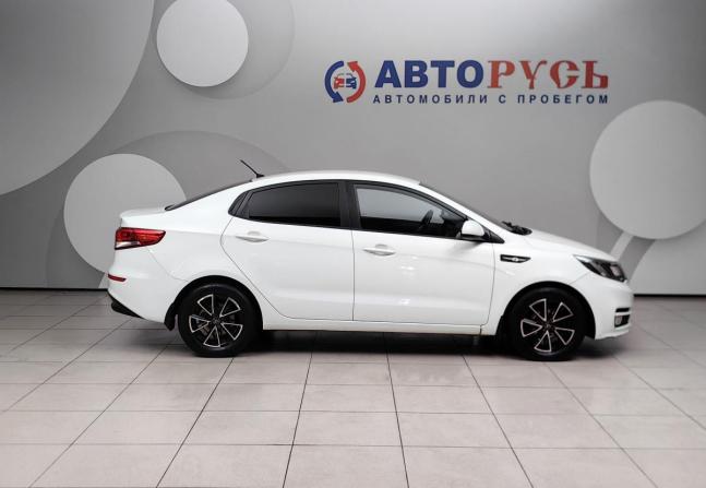 Kia Rio III Рестайлинг с пробегом 2016 года, цена 1 084 000 рублей, 126408 км, седан, Автокод Объявления