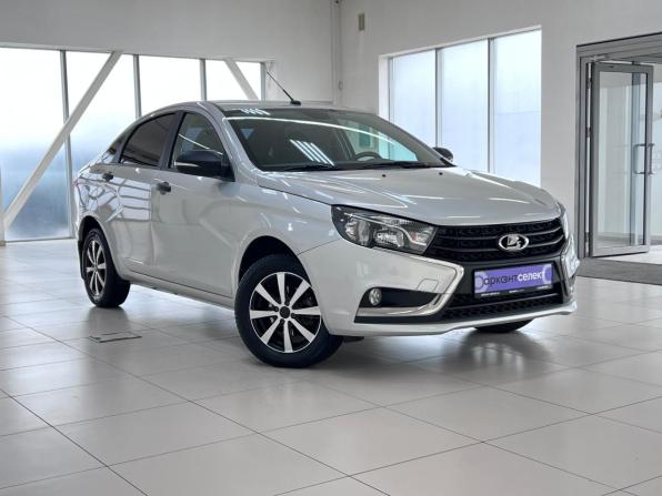 Lada (ВАЗ) Vesta I с пробегом 2017 года, цена 950 000 рублей, 53500 км, седан, Автокод Объявления