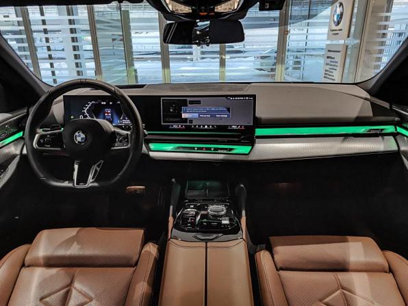 BMW 5 серии VIII (G60/G61/G68) с пробегом 2024 года, цена 9 200 000 рублей, 6623 км, седан, Автокод Объявления
