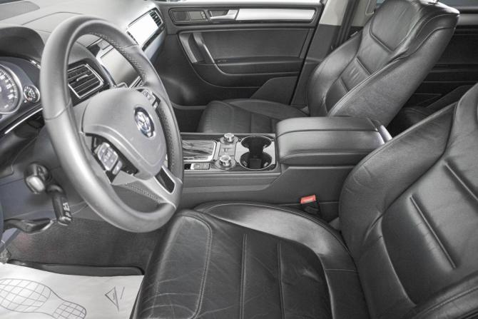 Volkswagen Touareg II с пробегом 2010 года, цена 1 899 000 рублей, 367000 км, внедорожник, Автокод Объявления