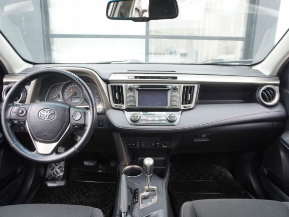 Toyota RAV4 IV (XA40) с пробегом 2013 года, цена 1 400 000 рублей, 187271 км, внедорожник, Автокод Объявления