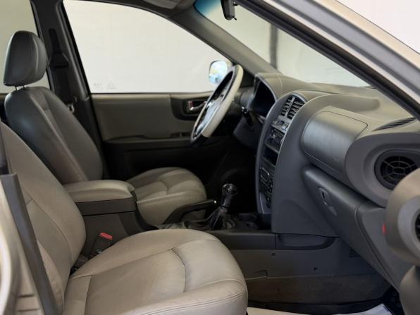 Hyundai Santa Fe I с пробегом 2004 года, цена 450 000 рублей, 236000 км, внедорожник, Автокод Объявления