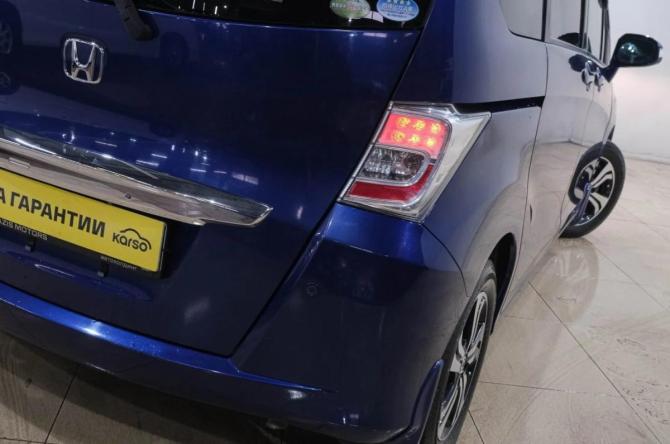 Honda Freed I с пробегом 2011 года, цена 1 049 000 рублей, 202000 км, компактвэн, Автокод Объявления