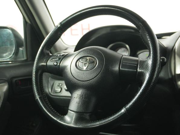 Toyota RAV4 II (XA20) Рестайлинг с пробегом 2003 года, цена 698 000 рублей, 252912 км, внедорожник, Автокод Объявления