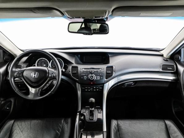 Honda Accord VIII Рестайлинг с пробегом 2011 года, цена 1 225 000 рублей, 300883 км, седан, Автокод Объявления