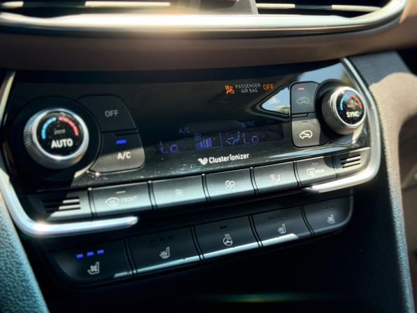 Hyundai Santa Fe IV с пробегом 2019 года, цена 2 720 000 рублей, 127792 км, внедорожник, Автокод Объявления