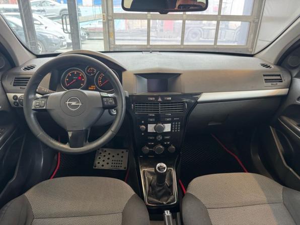 Opel Astra H Рестайлинг с пробегом 2010 года, цена 549 000 рублей, 350809 км, универсал, Автокод Объявления
