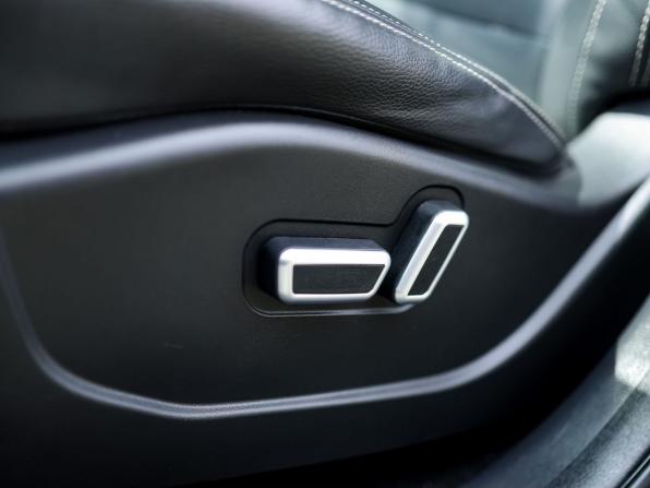 Geely Emgrand X7 I Рестайлинг 2 с пробегом 2019 года, цена 1 550 000 рублей, 73464 км, внедорожник, Автокод Объявления