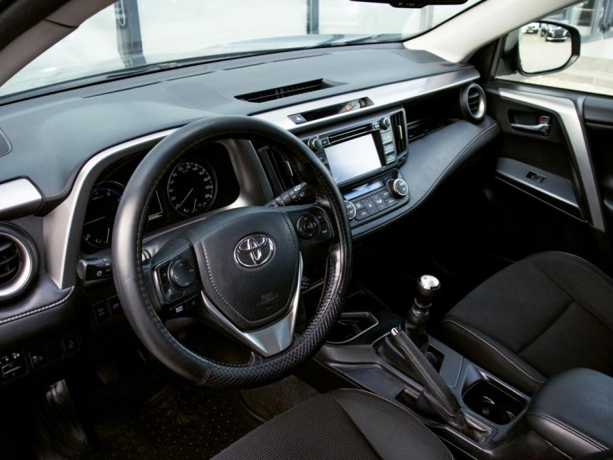 Toyota RAV4 IV (XA40) Рестайлинг Екатеринбург  - изображение 16
