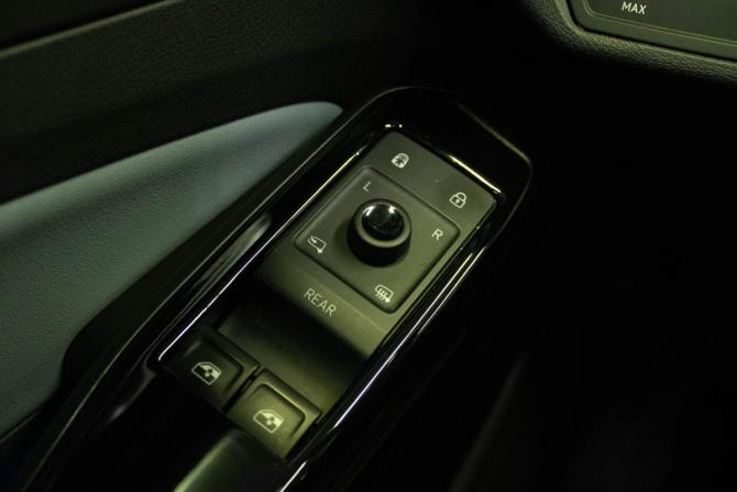 Volkswagen ID.4 с пробегом 2022 года, цена 4 379 000 рублей, 17474 км, внедорожник, Автокод Объявления