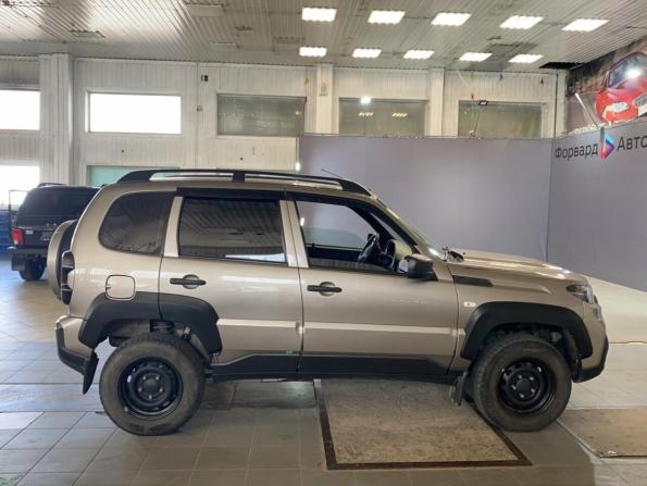 Lada (ВАЗ) Niva Travel I с пробегом 2022 года, цена 783 000 рублей, 112923 км, внедорожник, Автокод Объявления