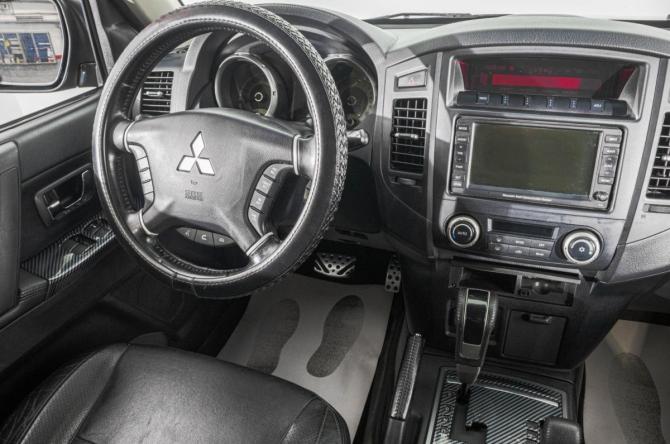 Mitsubishi Pajero IV Рестайлинг 1 с пробегом 2012 года, цена 2 049 000 рублей, 335000 км, внедорожник, Автокод Объявления