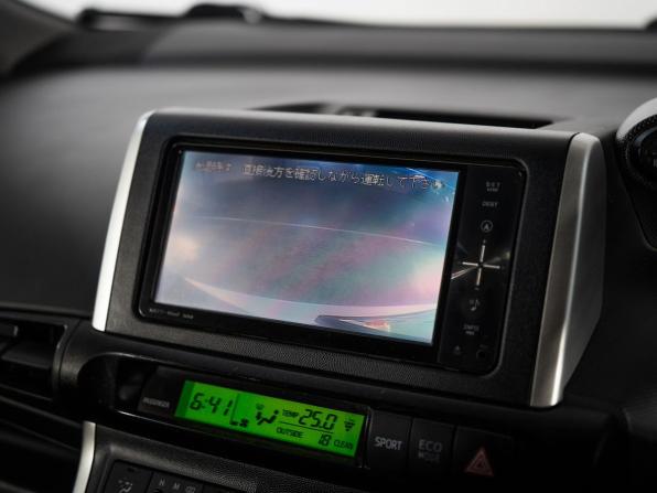 Toyota Wish II с пробегом 2010 года, цена 1 245 000 рублей, 160785 км, минивэн, Автокод Объявления