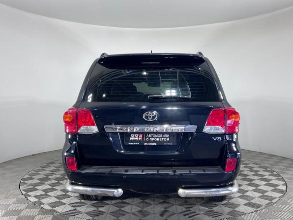 Toyota Land Cruiser 200 Series Рестайлинг 1 с пробегом 2013 года, цена 2 999 000 рублей, 350700 км, внедорожник, Автокод Объявления