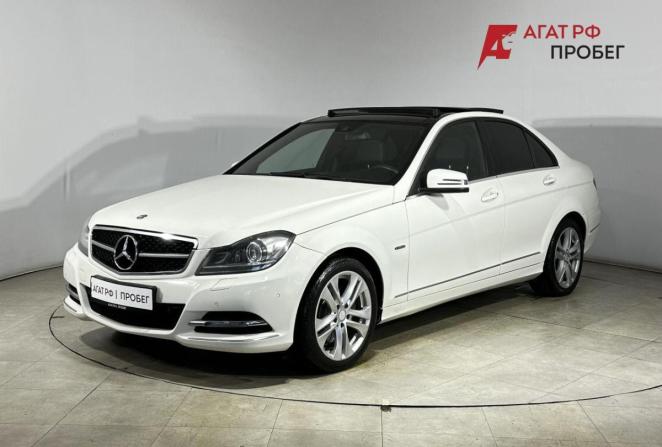 Mercedes-Benz C-Класс III (W204) Рестайлинг с пробегом 2013 года, цена 1 580 000 рублей, 297964 км, седан, Автокод Объявления
