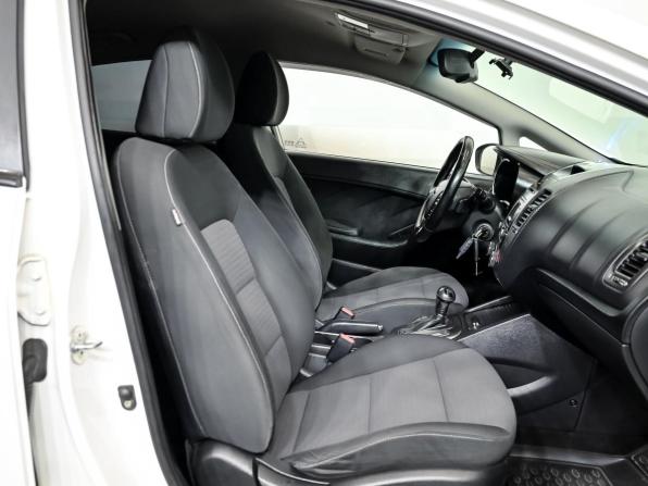 Kia Cerato III с пробегом 2014 года, цена 990 000 рублей, 268213 км, седан, Автокод Объявления