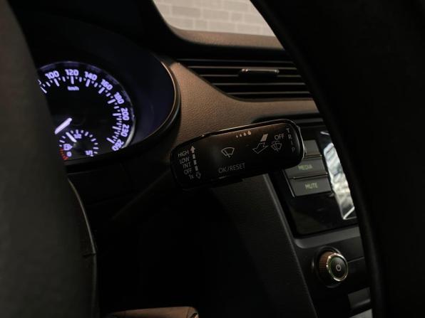 Skoda Octavia III (A7) с пробегом 2014 года, цена 900 000 рублей, 259523 км, лифтбек, Автокод Объявления