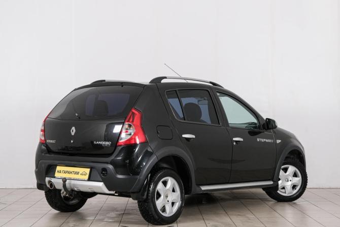 Renault Sandero I с пробегом 2014 года, цена 729 000 рублей, 130000 км, хэтчбек, Автокод Объявления
