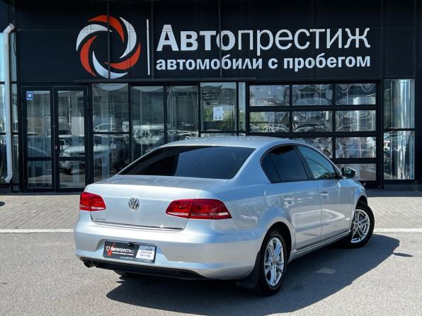 Volkswagen Passat B7 с пробегом 2011 года, цена 949 777 рублей, 211316 км, седан, Автокод Объявления