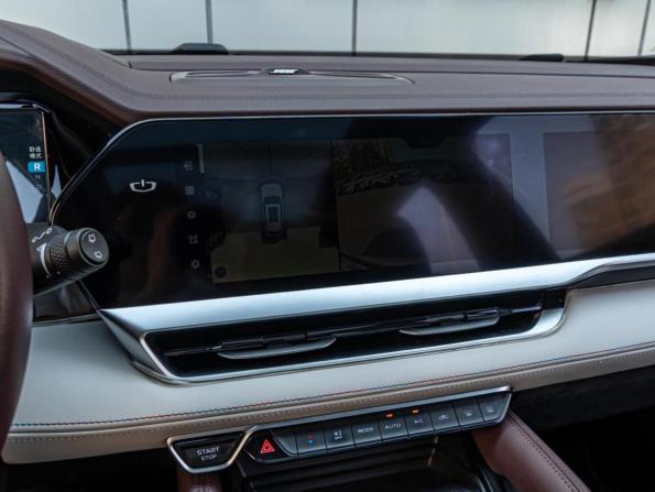 Geely Monjaro I с пробегом 2023 года, цена 2 720 000 рублей, 85747 км, внедорожник, Автокод Объявления