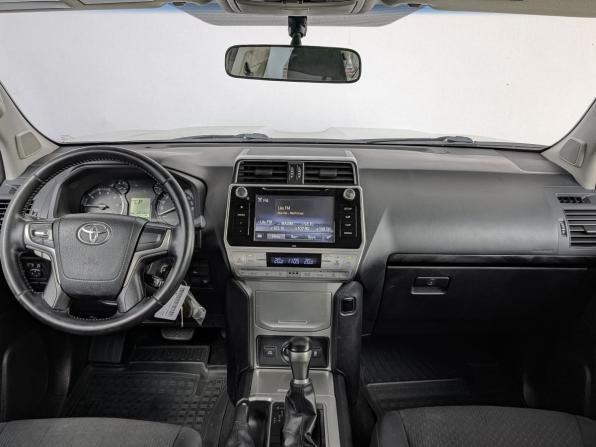 Toyota Land Cruiser Prado 150 Series Рестайлинг 2 с пробегом 2018 года, цена 3 880 000 рублей, 207302 км, внедорожник, Автокод Объявления