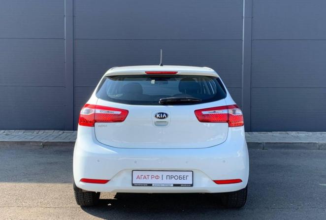 Kia Rio III с пробегом 2014 года, цена 925 000 рублей, 70000 км, хэтчбек, Автокод Объявления