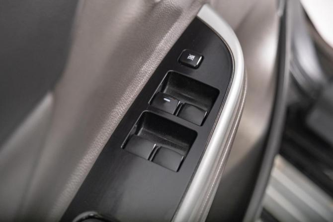 Mitsubishi L200 V с пробегом 2017 года, цена 2 899 000 рублей, 233000 км, offers.body_type.unknown, Автокод Объявления